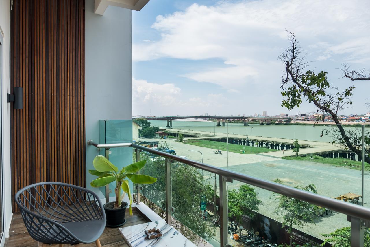 Nou'S River Hotel Phnom Penh Exterior photo