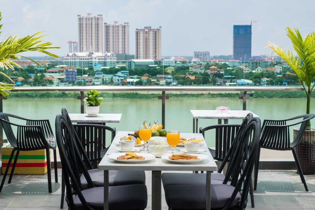 Nou'S River Hotel Phnom Penh Exterior photo