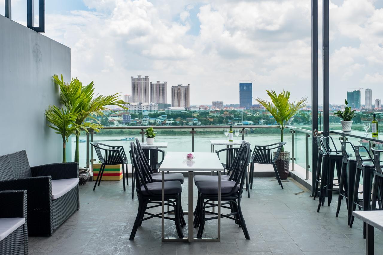 Nou'S River Hotel Phnom Penh Exterior photo