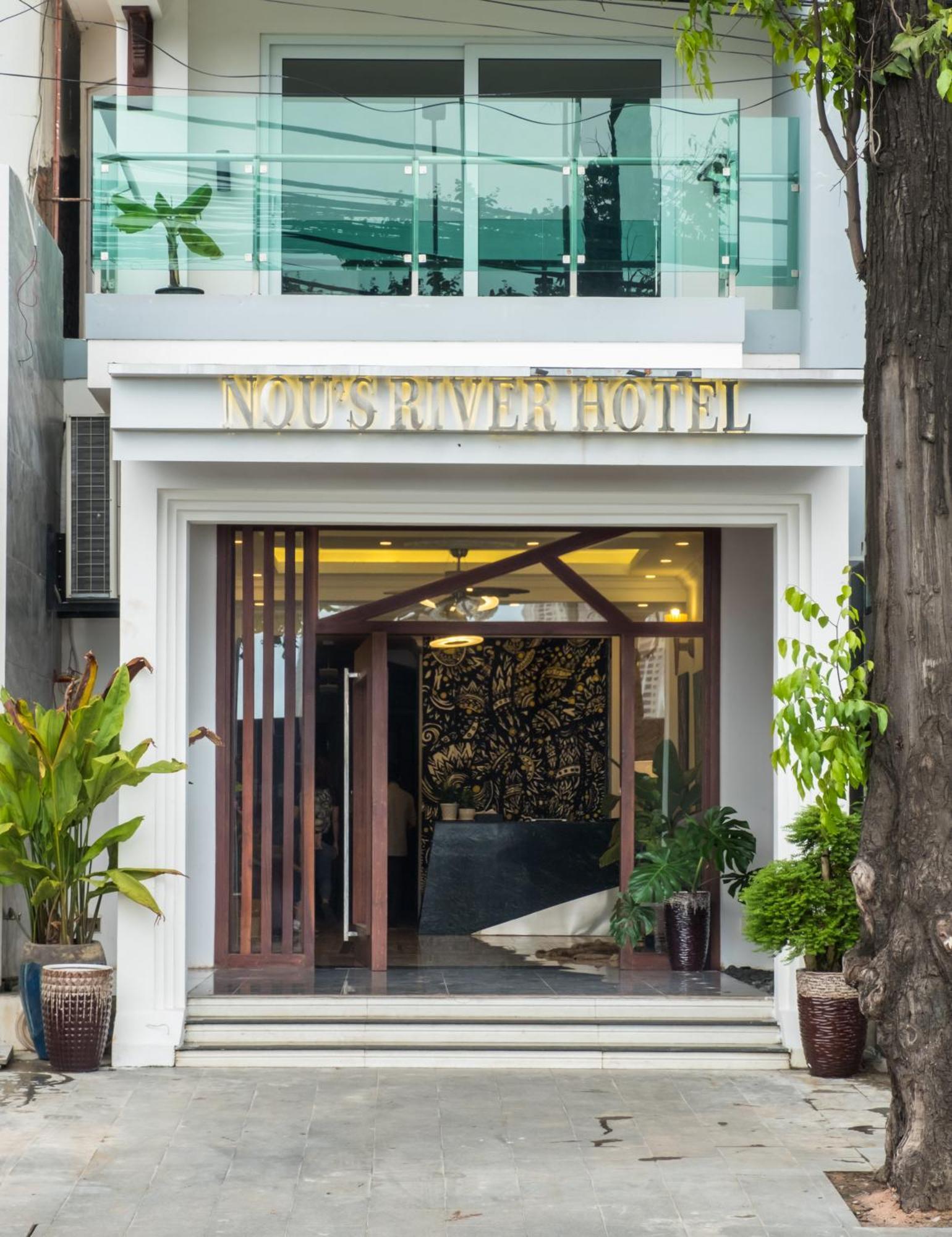Nou'S River Hotel Phnom Penh Exterior photo